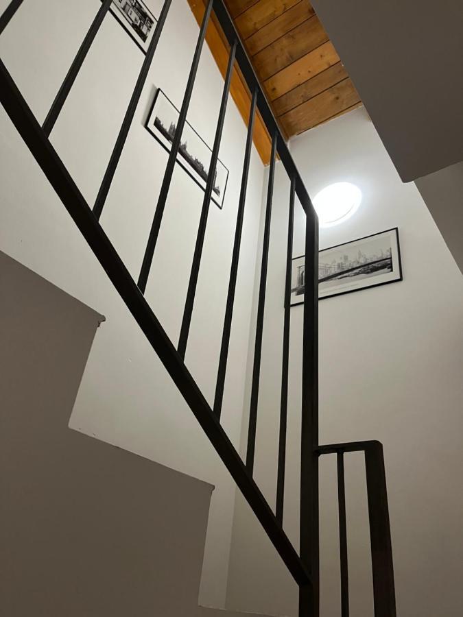 Dreams Hostel Lecco Exteriör bild