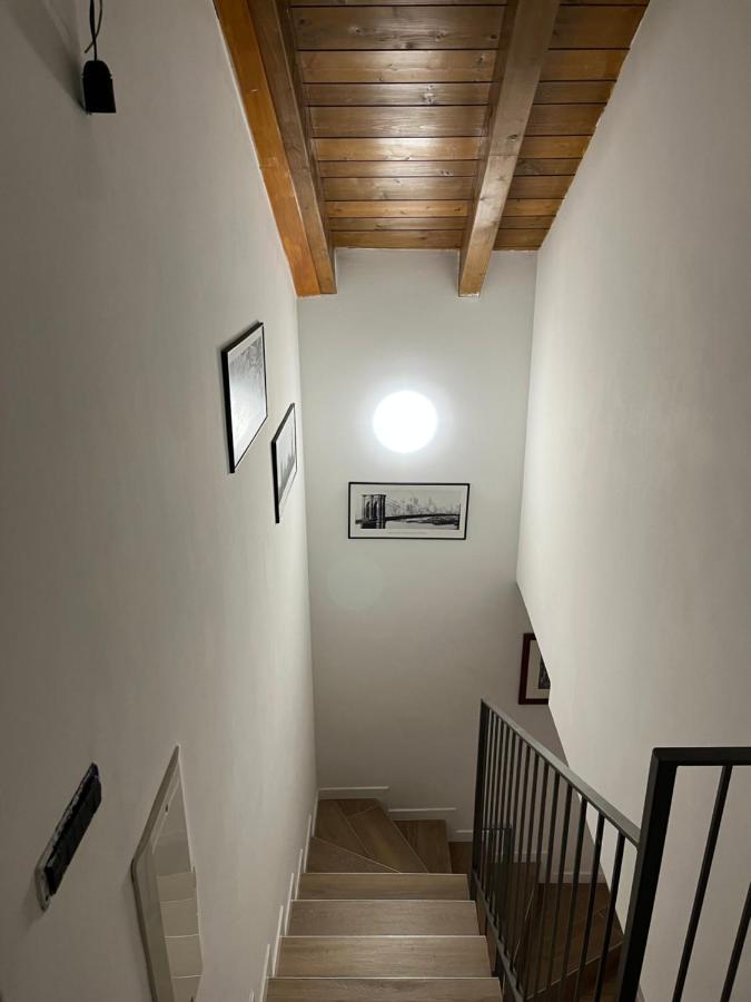 Dreams Hostel Lecco Exteriör bild